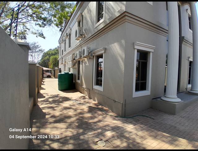 2,000M² BUILDING FOR SALE IN MID TOWN